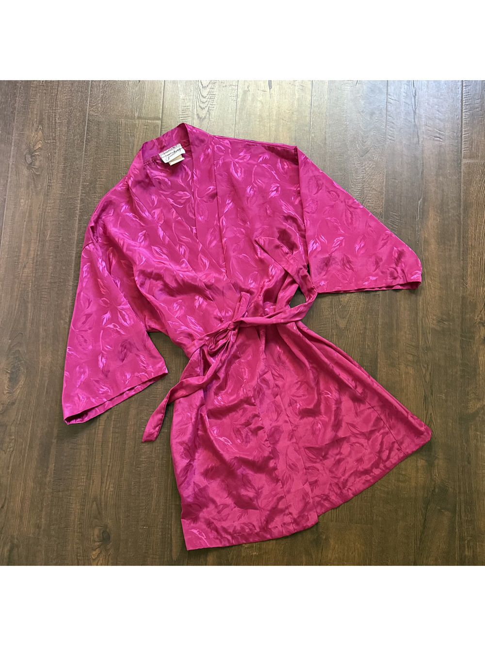Vintage 90s Fantasy CA Fuchsia Satin Jacquard Kimono Robe Floral Belted Lingerie